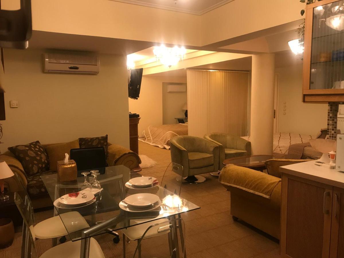 Wonderful Playroom Apartment Афины Экстерьер фото
