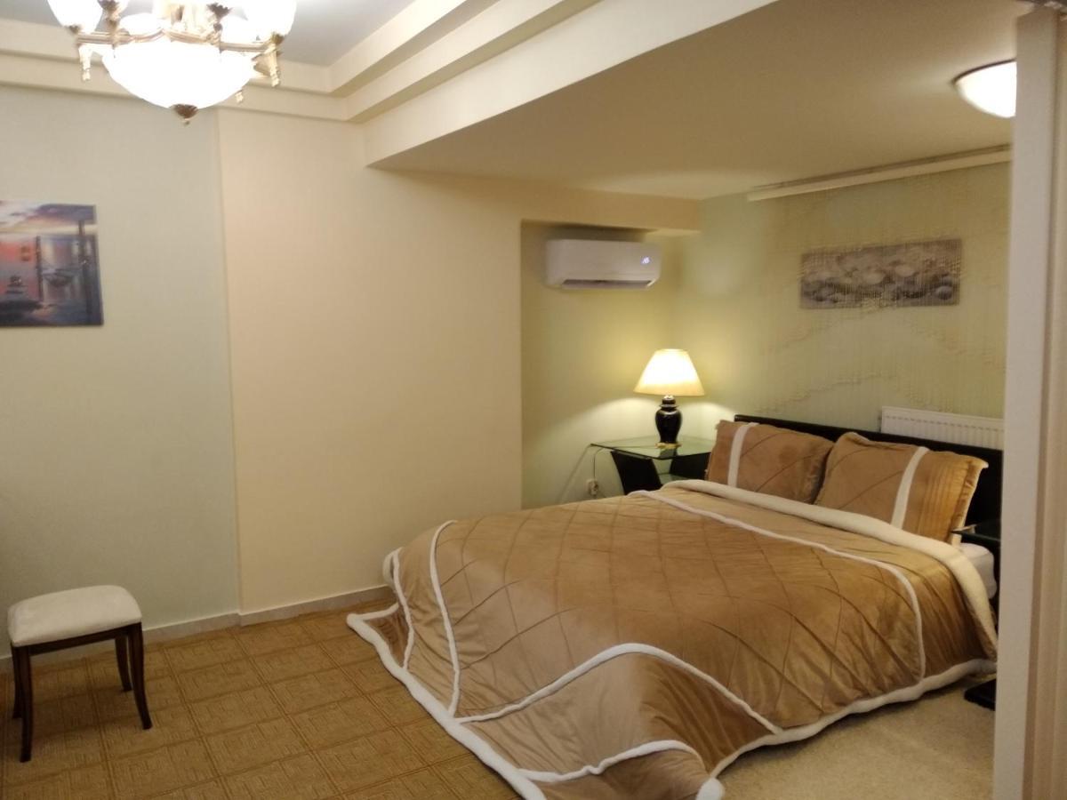 Wonderful Playroom Apartment Афины Экстерьер фото