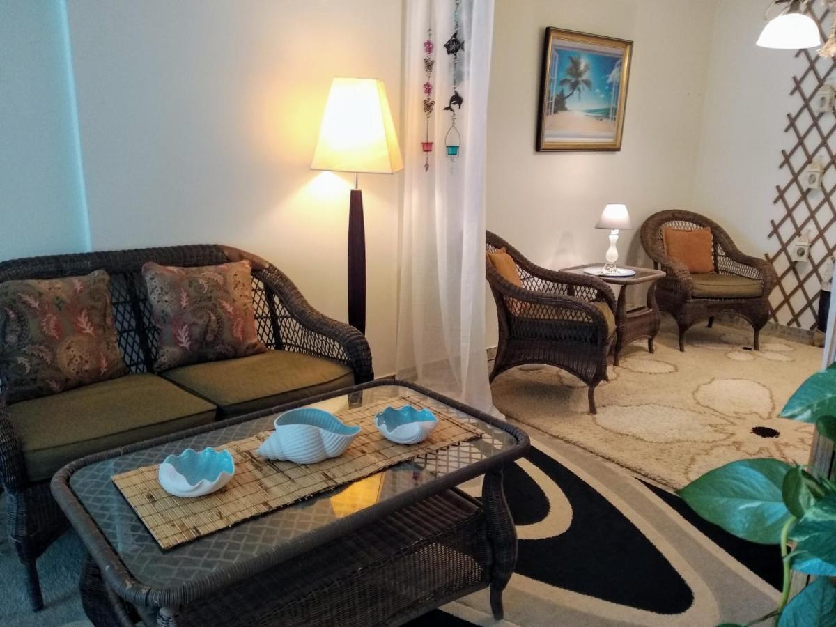 Wonderful Playroom Apartment Афины Экстерьер фото