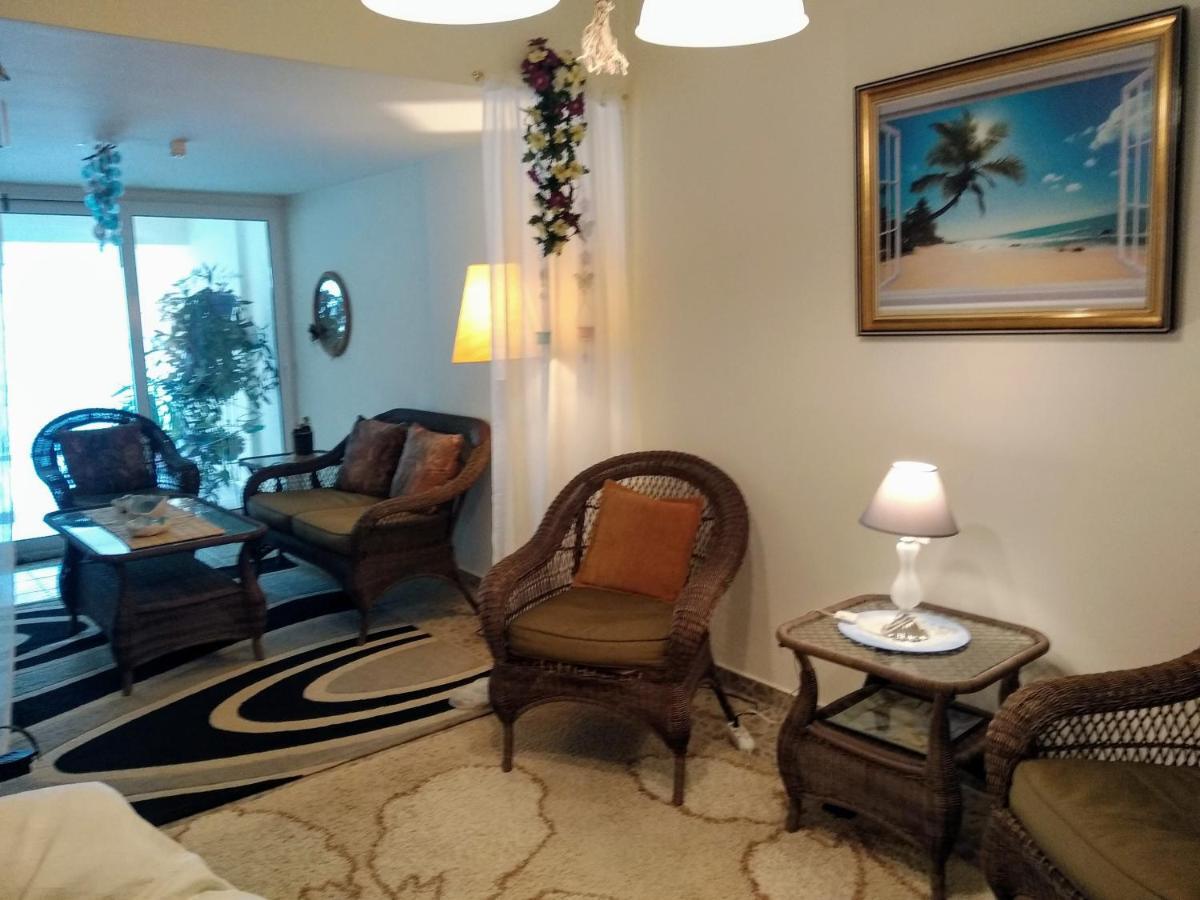 Wonderful Playroom Apartment Афины Экстерьер фото