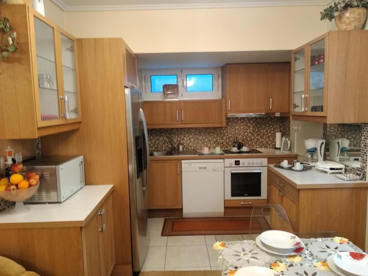 Wonderful Playroom Apartment Афины Экстерьер фото